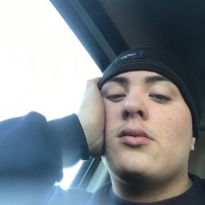 Meet your Posher, Victor